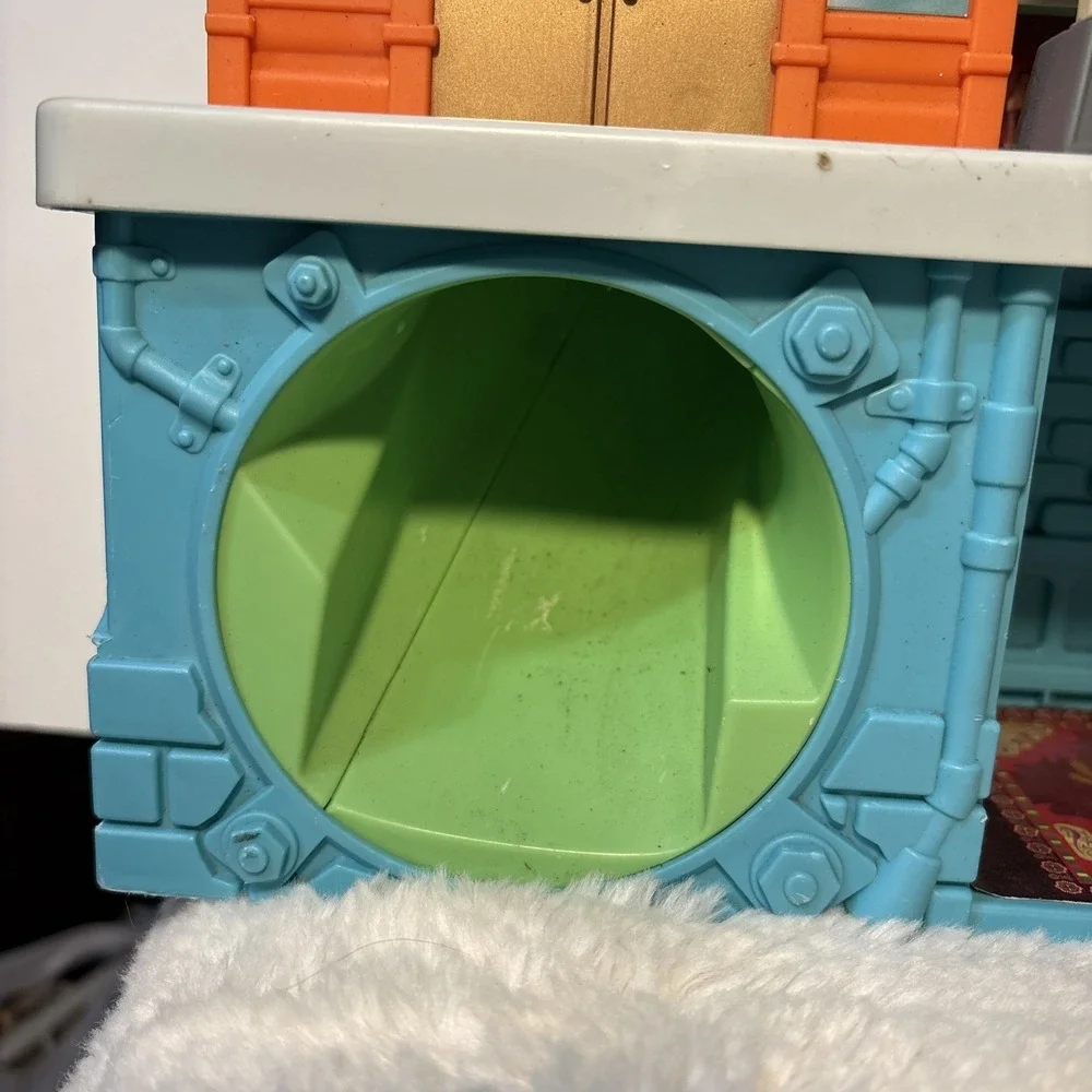 Imaginext Teenage Mutant Ninja Turtles  Chinatown Playset